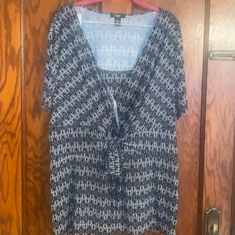 EUC! ALFANI woman blouse!